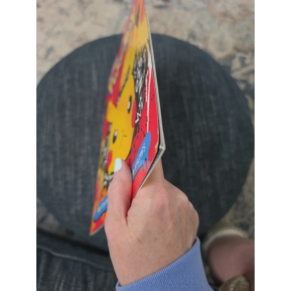 Trends International‎ Pokémon Poster Book
